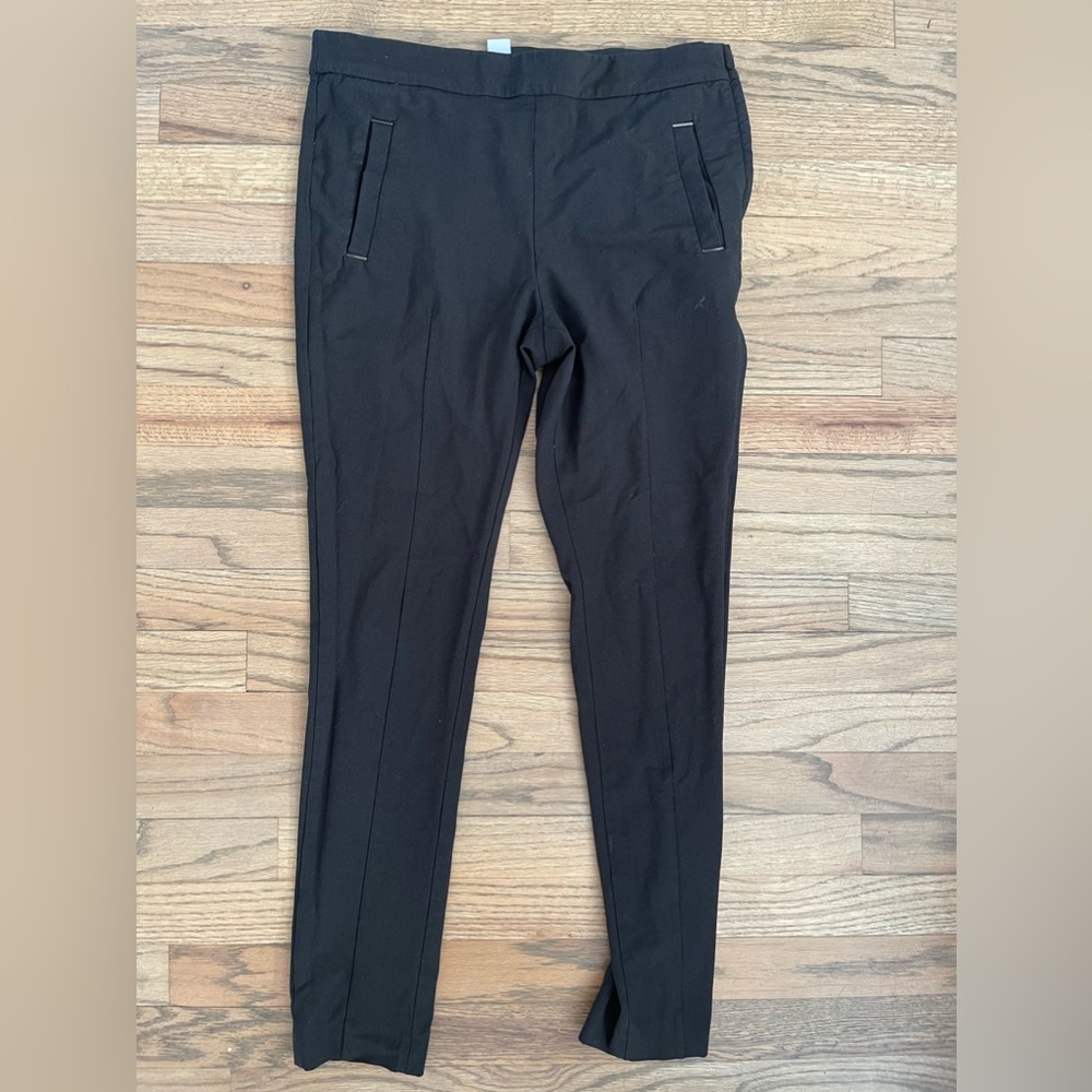 Skinny leg dress pants, perfect for work.